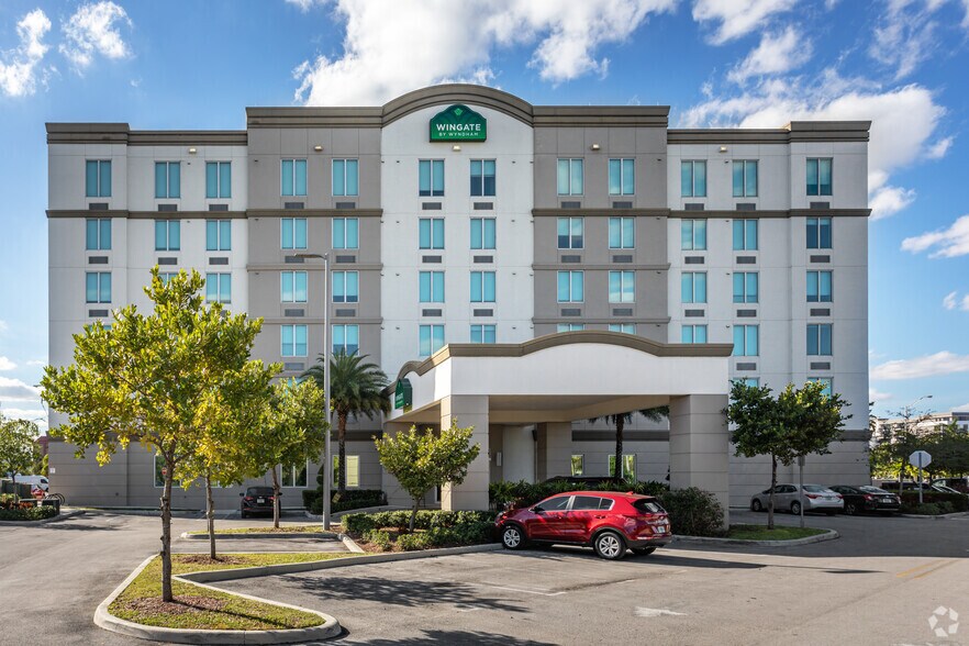 More Photos Of 3755 NW 78th Ave, Doral Hotel For Sale