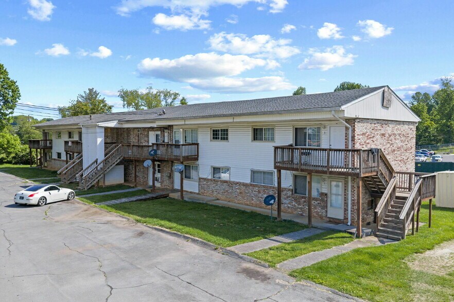 Primary Photo Of 707 Carter Sells Rd, Johnson City Apartments For Sale