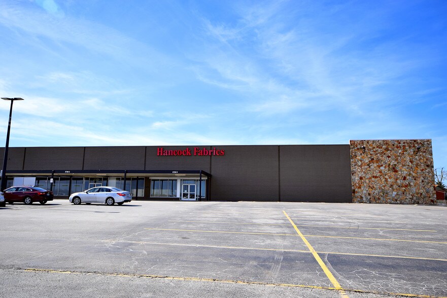 More Photos Of 8780 Pershall Rd, Hazelwood Storefront For Lease