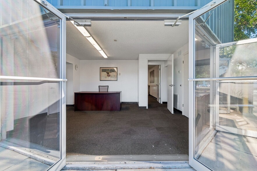 More Photos Of 1453 S Martin Luther King Jr Ave, Clearwater Warehouse For Sale