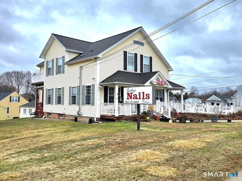 More Photos Of 442 Enfield St, Enfield Freestanding For Sale