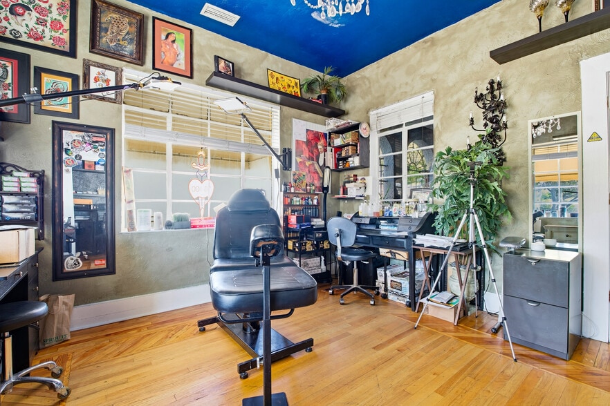 More Photos Of 1901 E 5th Ave, Tampa Office For Sale