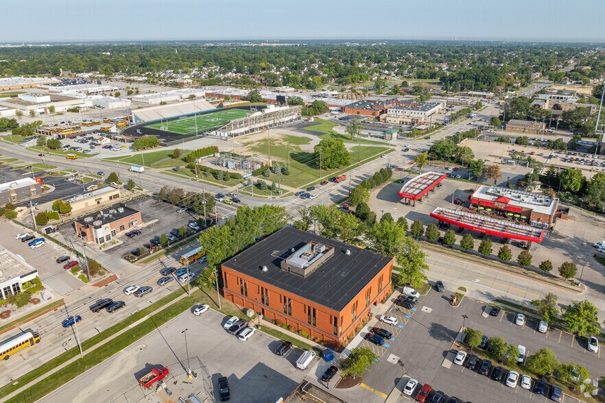 More Photos Of 6789 Ridge Rd, Parma Medical For Lease