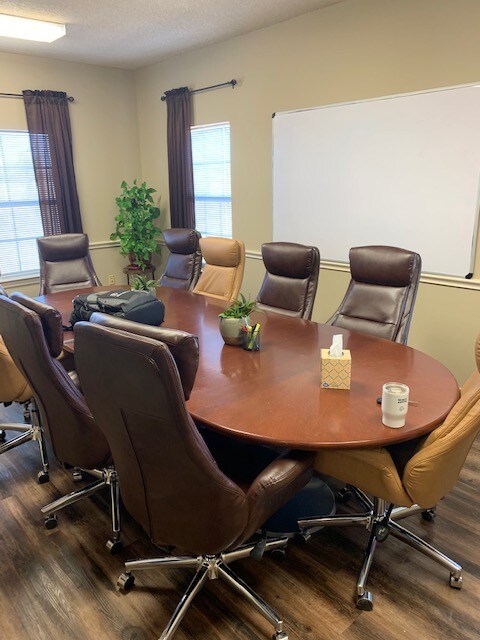 More Photos Of 3080 Highway Byp W, Midlothian Office For Sale