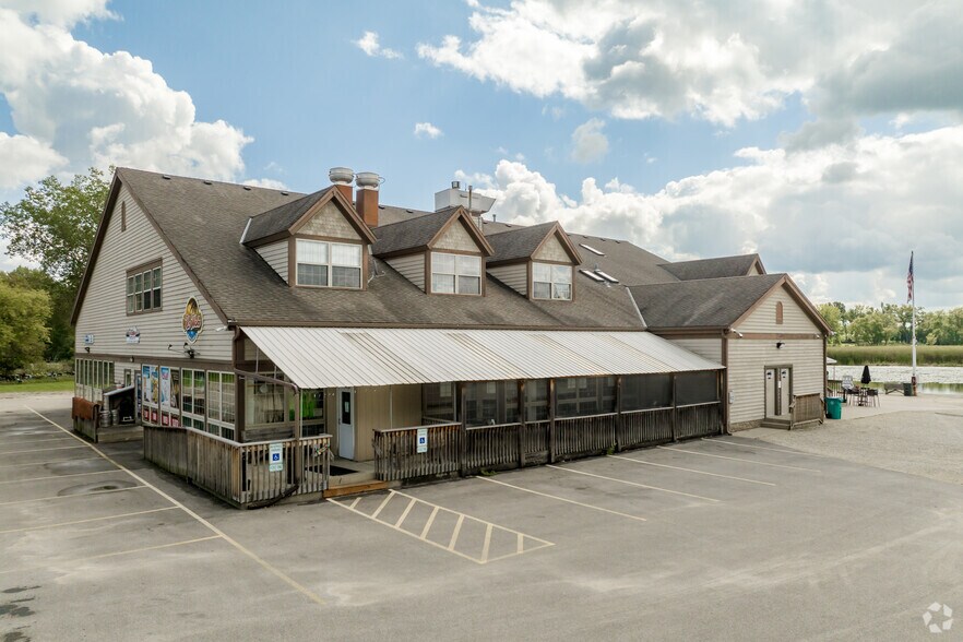 Primary Photo Of 99 Kazimour Dr, Port Barrington Marina For Lease