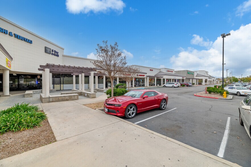 More Photos Of 23575 Sunnymead Ranch Pky, Moreno Valley Supermarket For Sale