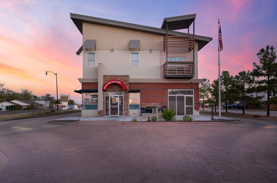 More Photos Of 2400 S Air Depot Blvd, Oklahoma City Storefront Retail Residential For Lease