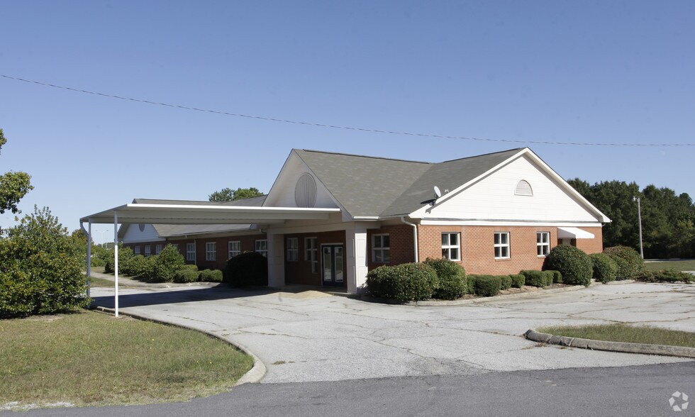 More Photos Of 103 AB Jacks Rd, Clinton Medical For Sale