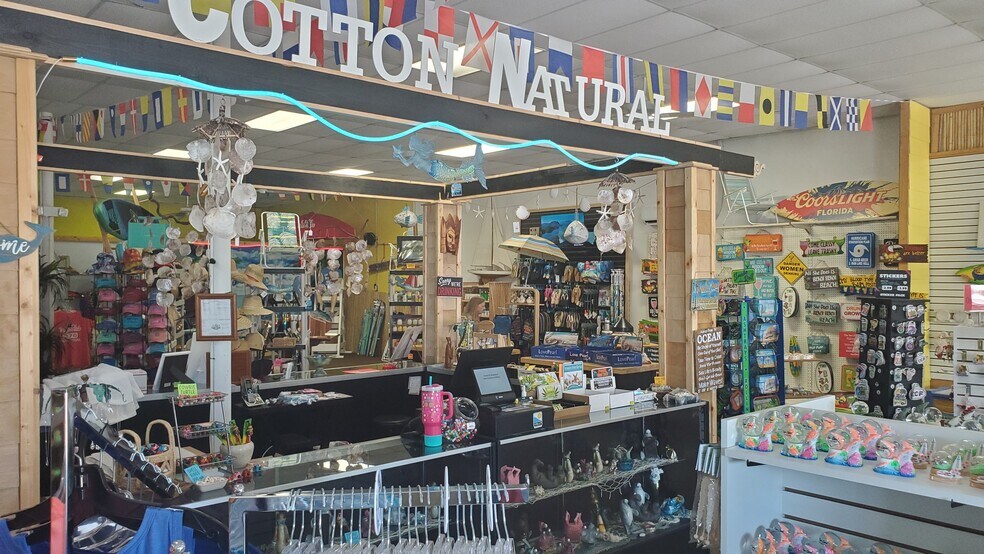 More Photos Of 1220 Lafayette St, Cape Coral Freestanding For Lease