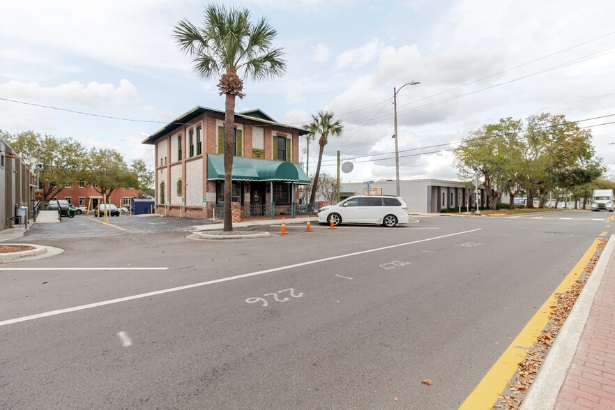 More Photos Of 37951 Meridian Ave, Dade City Office For Sale