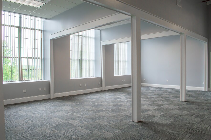 More Photos Of 21 Father Devalles Blvd, Fall River Office For Lease