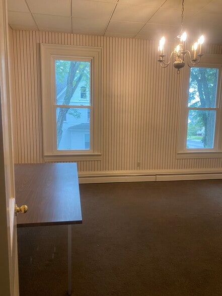 More Photos Of 11 E Cliff St, Somerville Office Residential For Lease
