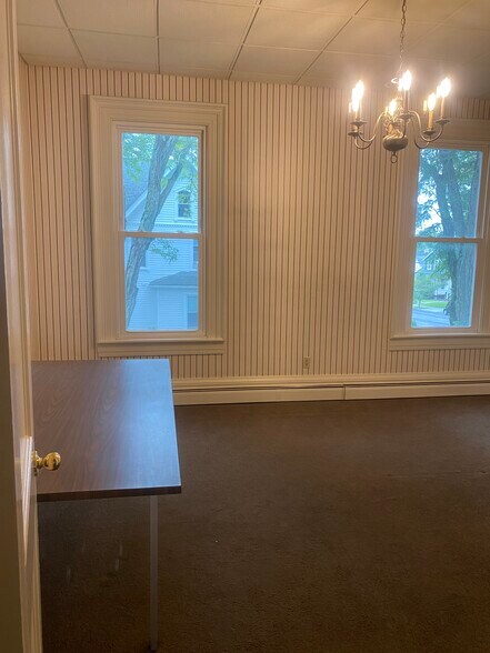 More Photos Of 11 E Cliff St, Somerville Office Residential For Lease