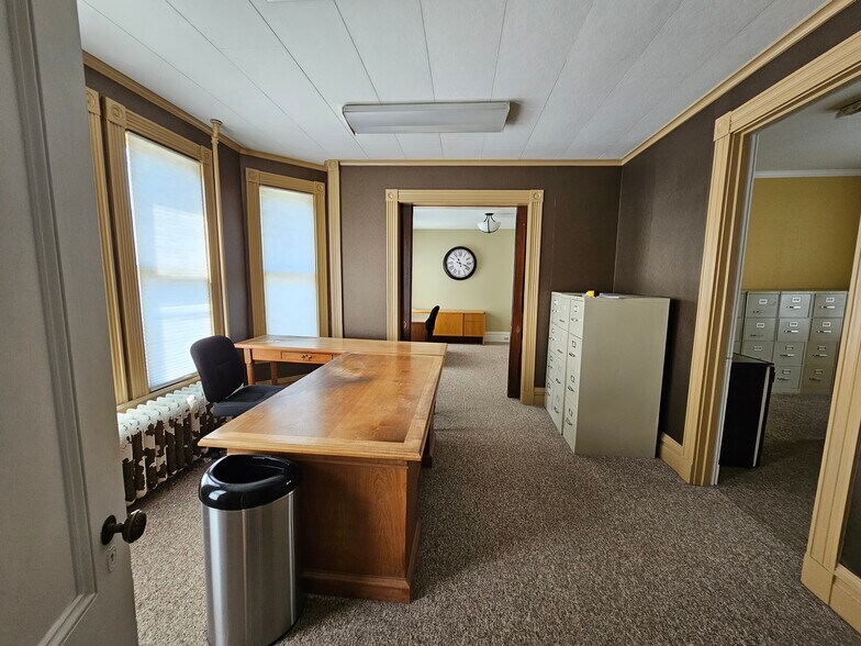 Primary Photo Of 5 Gansevoort St, Bath Office For Lease