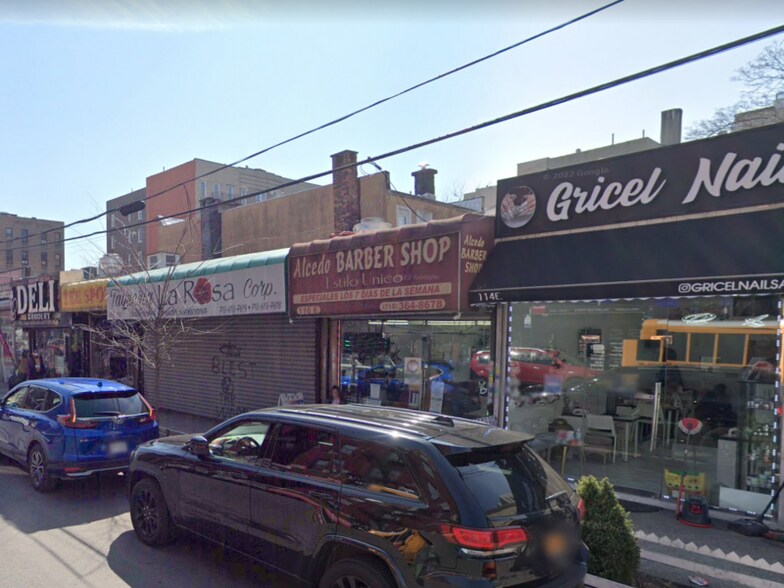 Primary Photo Of 118 E 183rd St, Bronx Freestanding For Lease
