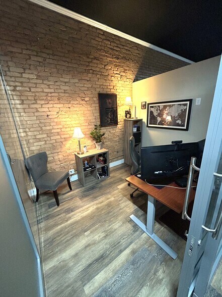 More Photos Of 103 W Main St, Easley Storefront Retail Residential For Lease