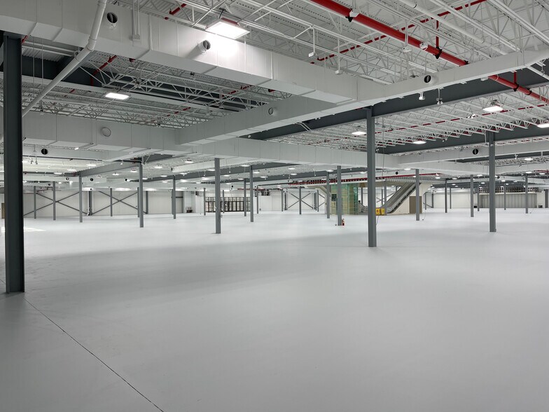 Primary Photo Of 3700 Rivertown Pky SW, Grandville Unknown For Lease