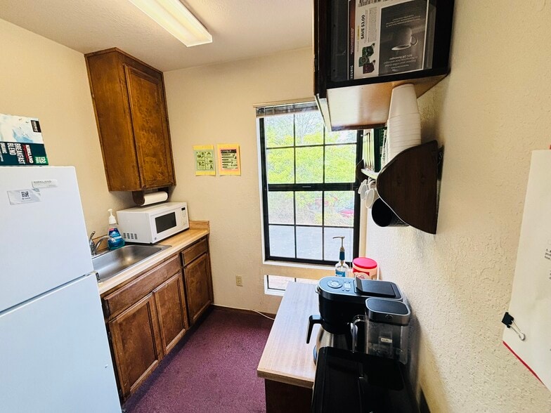 More Photos Of 571 Stanislaus Ave, Angels Camp Office For Sale