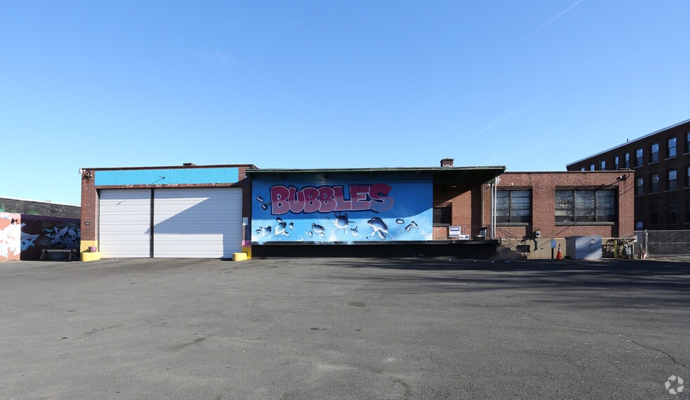 More Photos Of 726 Windsor St, Hartford Warehouse For Sale