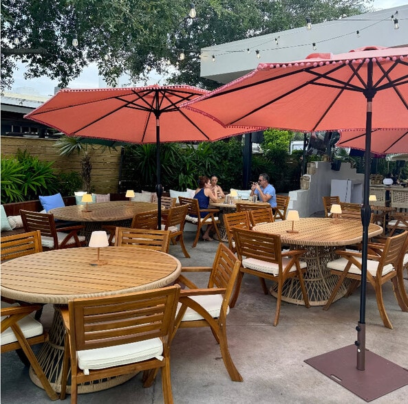 More Photos Of 166 SE 2nd Ave, Delray Beach Restaurant For Sale