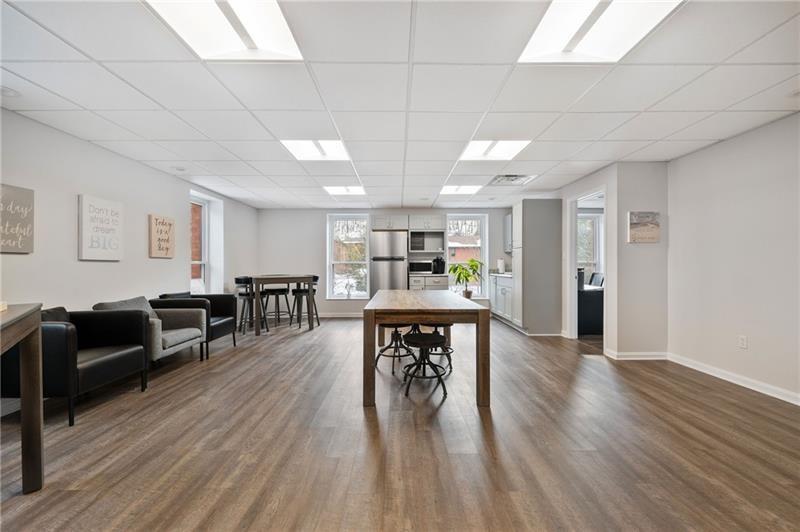 More Photos Of 100-111 McKnight Park Dr, Pittsburgh Office Residential For Sale