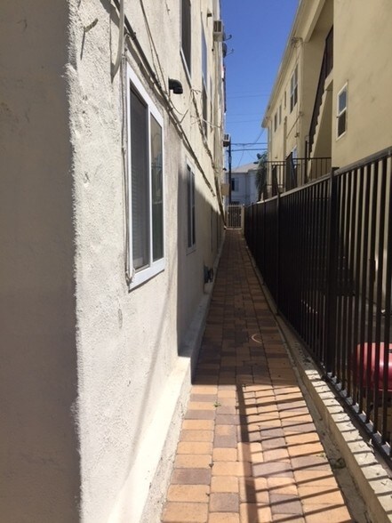 More Photos Of 1211 N Kenmore Ave, Los Angeles Apartments For Sale