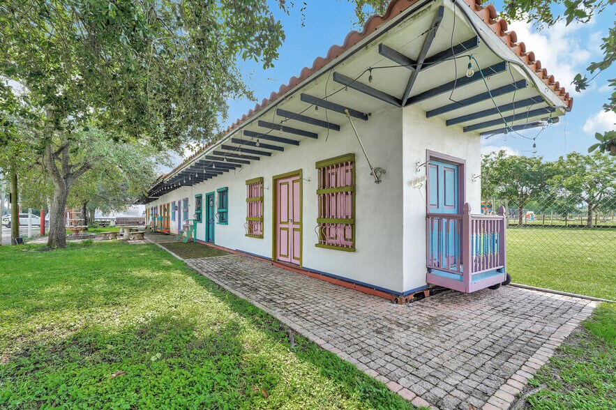 More Photos Of 17480 SW 232nd St, Miami Specialty For Sale