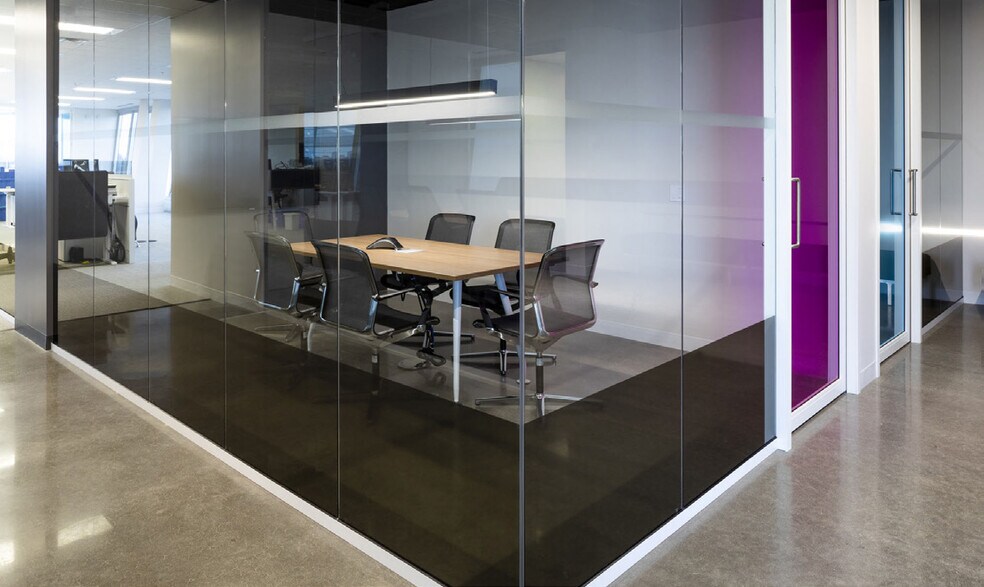 More Photos Of 7025 Langer Dr, Mississauga Office For Lease