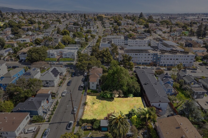 More Photos Of 1127 20th st, Oakland Land For Sale