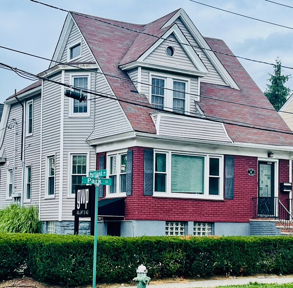 Primary Photo Of 32 Park St, Montclair Storefront Retail Residential For Lease