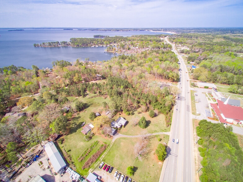 More Photos Of 1415 N Lake Dr, Lexington Land For Sale