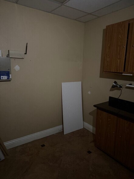 More Photos Of 2955 E Sunset Rd, Las Vegas Unknown For Lease