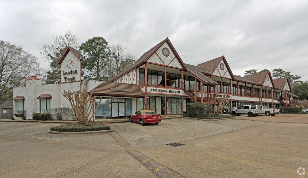 More Photos Of 804 W Dallas St, Conroe Office For Sale