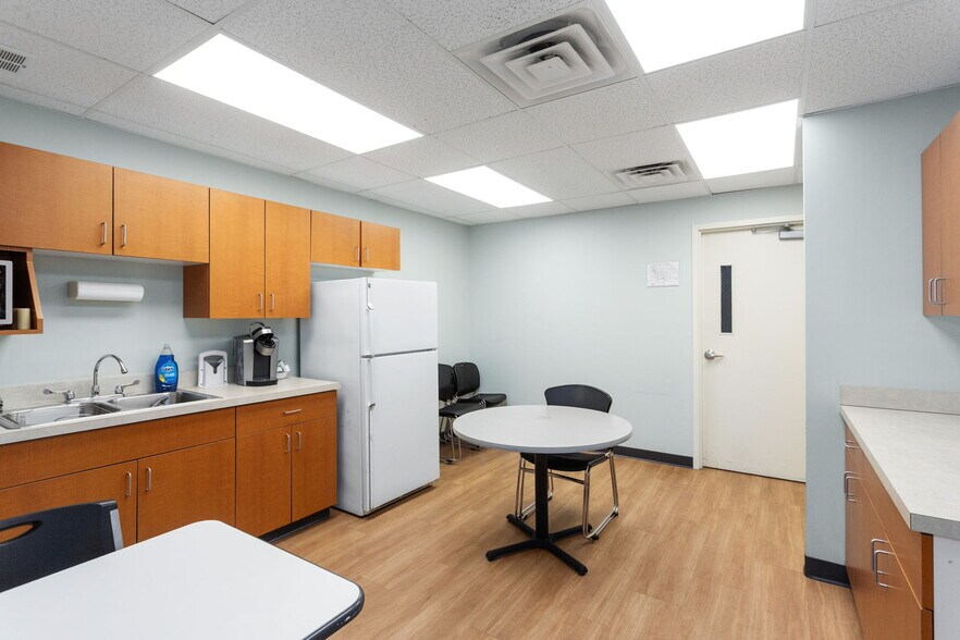 More Photos Of 2062 Pro Pointe Ln, Harrisonburg Medical For Lease
