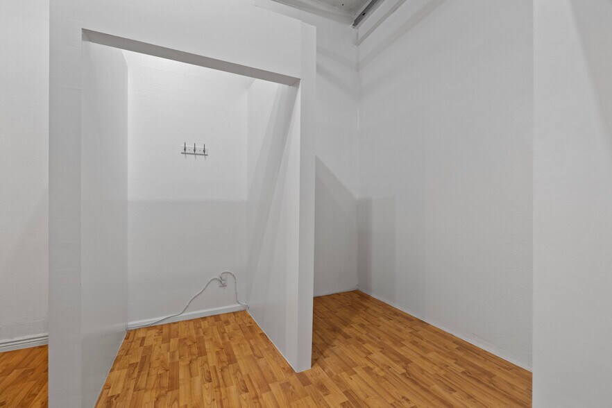 More Photos Of 4103 S Mason St, Fort Collins Showroom For Lease