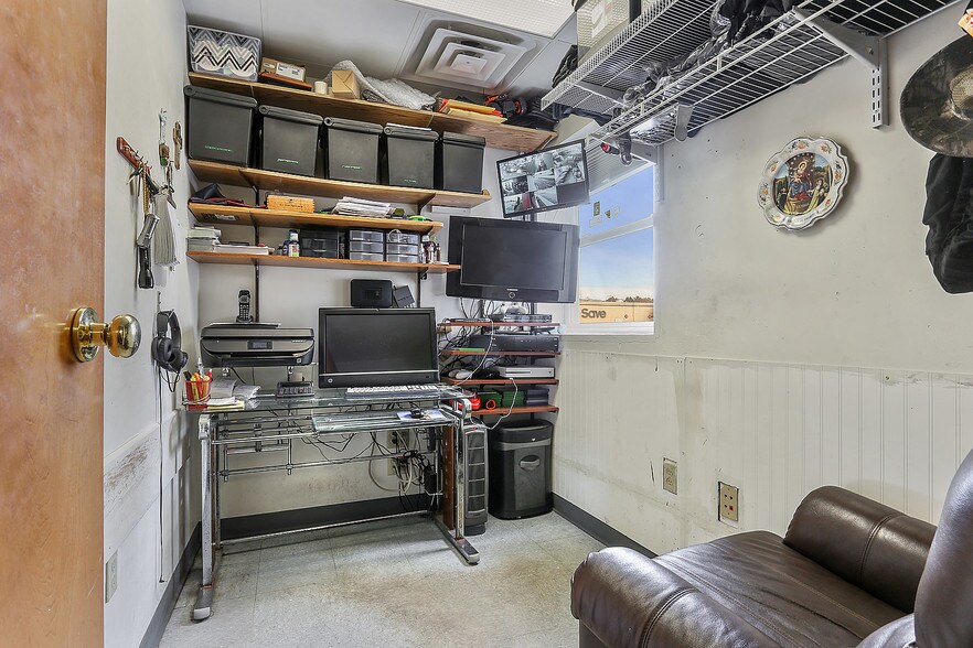 More Photos Of 1033 22nd St, Two Rivers Restaurant For Sale