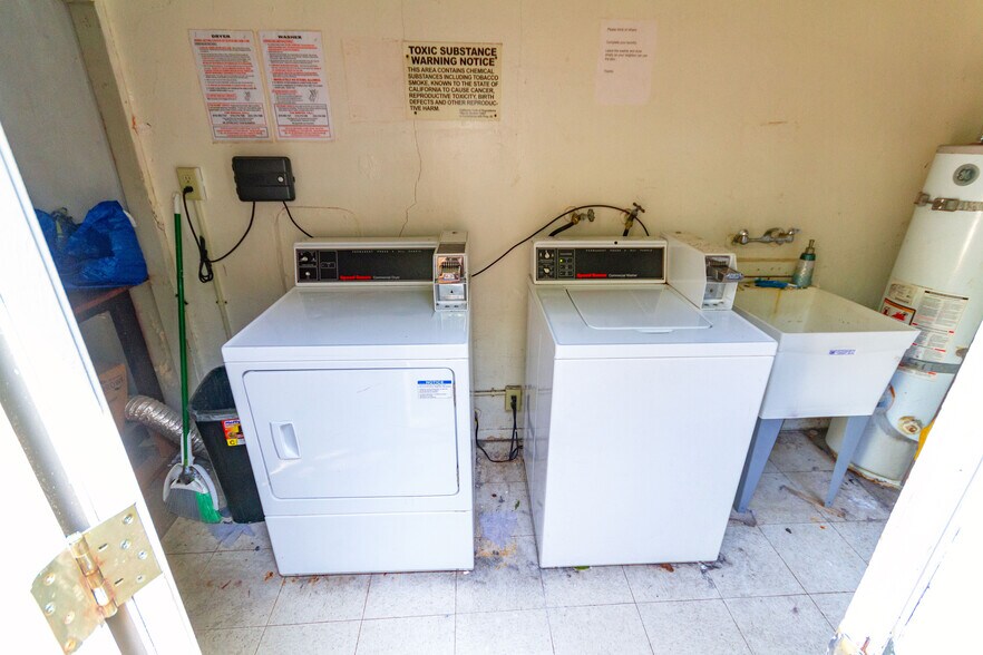 More Photos Of 11401 Washington Pl, Los Angeles Apartments For Sale