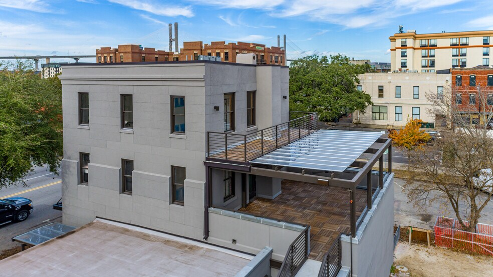 More Photos Of 30-32 Martin Luther King Jr Blvd, Savannah Restaurant For Lease