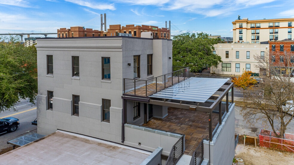 More Photos Of 30-32 Martin Luther King Jr Blvd, Savannah Restaurant For Lease