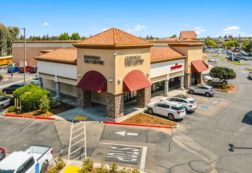 More Photos Of 1815-1865 Herndon Ave, Clovis Unknown For Lease