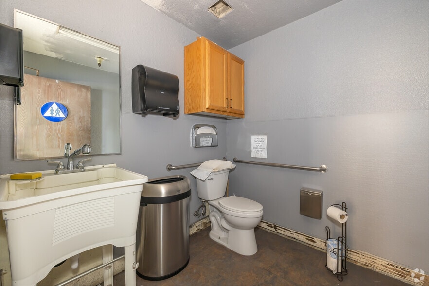 Photo of 1st Floor Ste 15