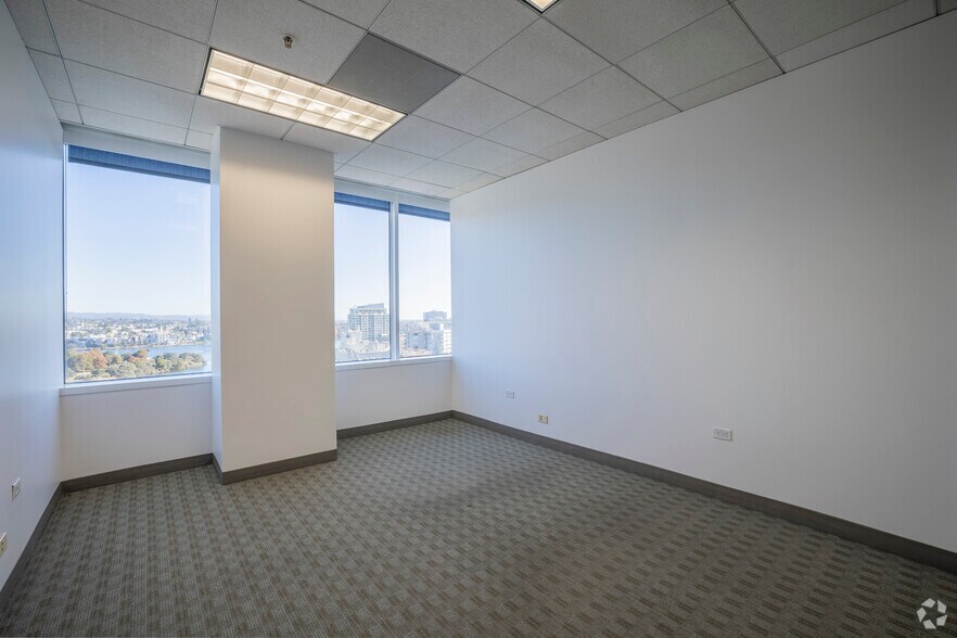 More Photos Of 1999 Harrison St, Oakland Coworking Space