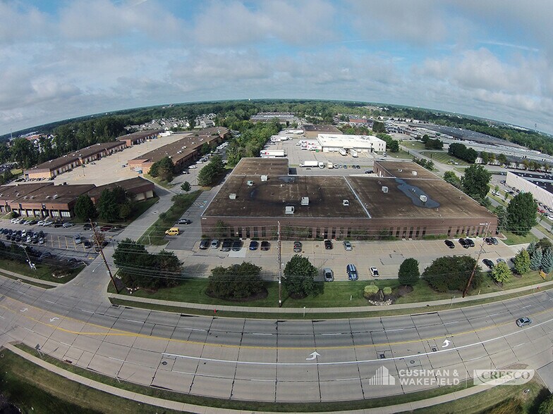 More Photos Of 6908 Engle Rd, Middleburg Heights Manufacturing For Lease