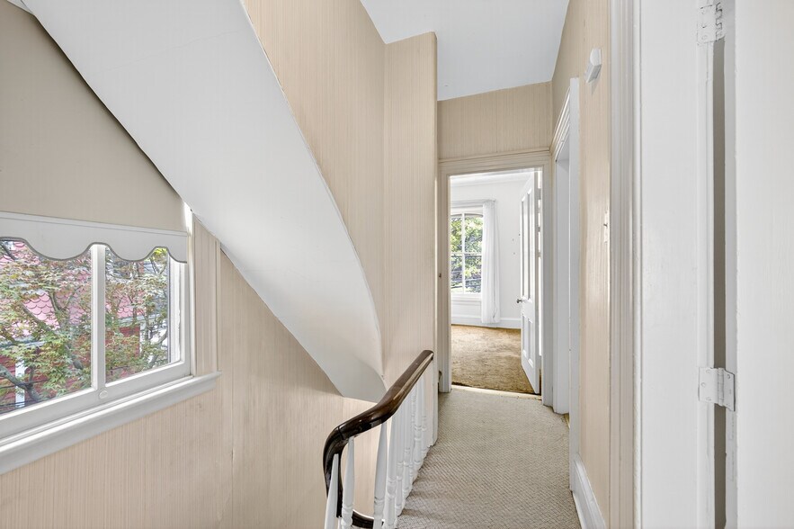 More Photos Of 59 Montgomery St, Poughkeepsie Funeral Home For Sale