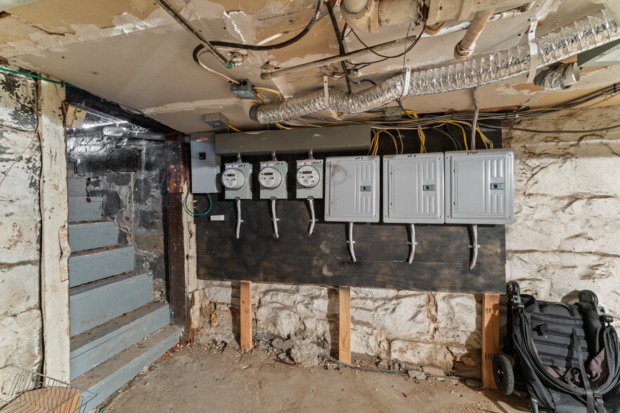 More Photos Of 2502 Palisade Ave, Weehawken Storefront Retail Residential For Sale