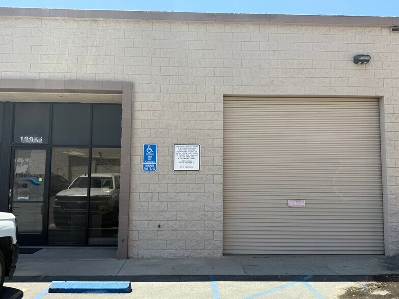 More Photos Of 12846-12955 Arroyo St, Sylmar Warehouse For Sale