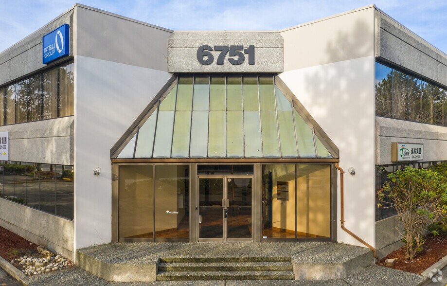 More Photos Of 6751 Westminster Hwy, Richmond Light Distribution For Lease