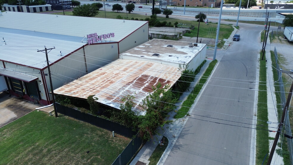 More Photos Of 301 Missouri Ave, Fort Worth Warehouse For Sale
