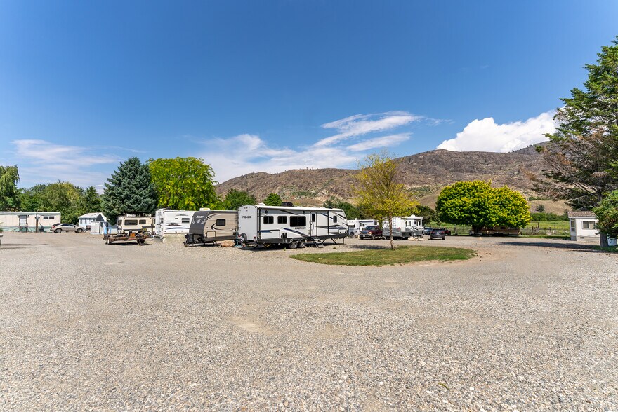 More Photos Of 208 Kendall St, Riverside Manufactured Housing Mobile Home Park For Sale