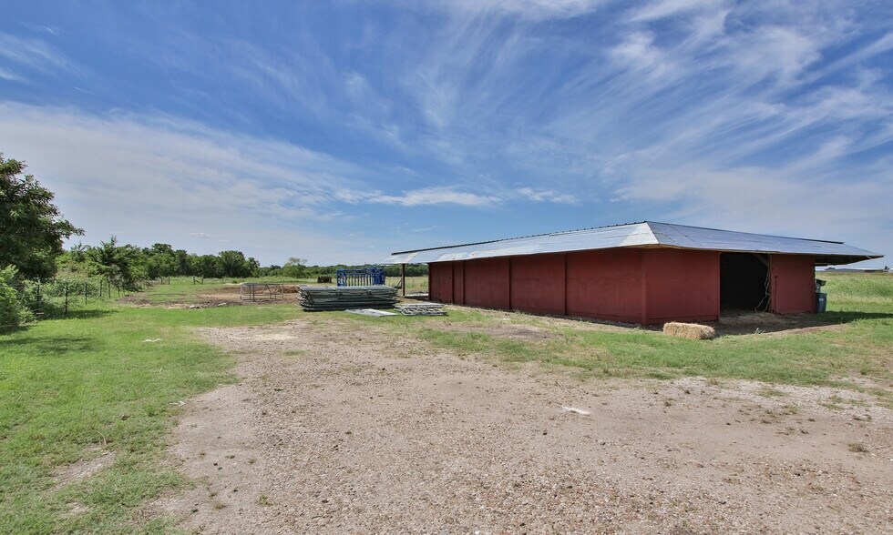 More Photos Of 241 McKeever Rd, Rosharon Land For Sale